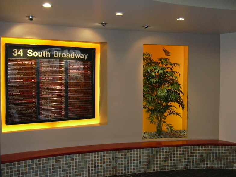 34 S Broadway, White Plains, NY à vendre - Photo intérieure - Image 2 de 16