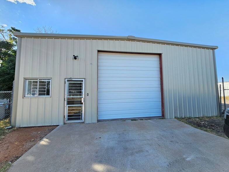 1017 E 4th St, Odessa, TX for sale - Primary Photo - Image 1 of 30