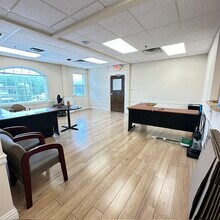 1069 Ringwood Ave, Haskell, NJ for lease Interior Photo- Image 2 of 9
