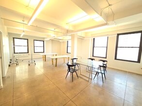 225 Broadway, New York, NY for lease Building Photo- Image 1 of 3