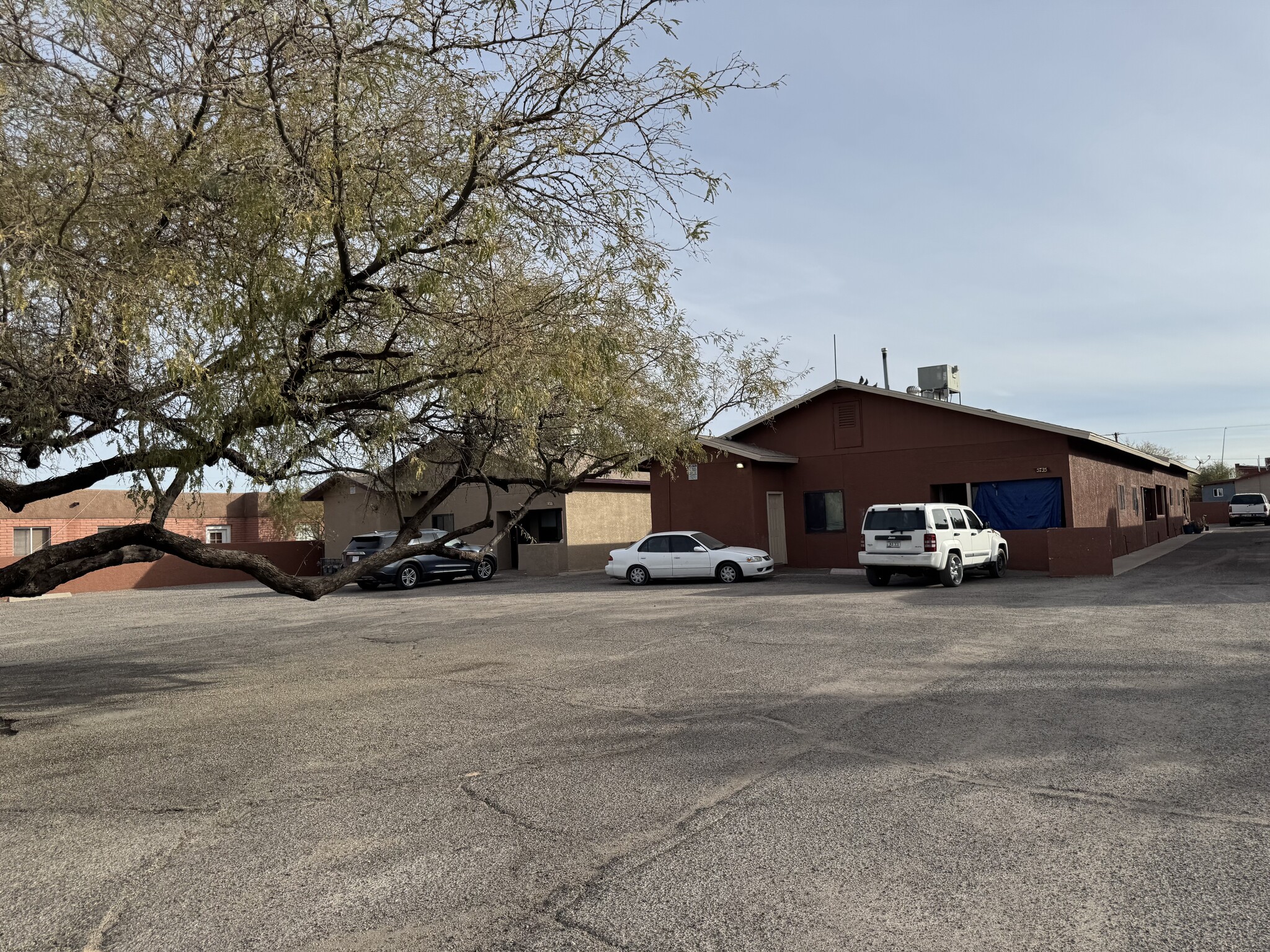 5733-5737 S Morris Blvd, Tucson, AZ for sale Building Photo- Image 1 of 25