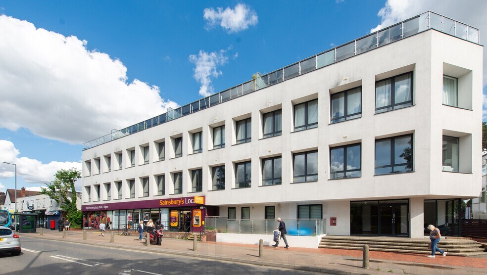 55-59 High Rd, Broxbourne à vendre - Photo du bâtiment - Image 2 de 3