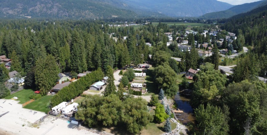 346 Hwy 97A, Sicamous, BC for sale Primary Photo- Image 1 of 2