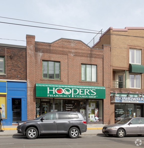 2122-2136 Queen St E, Toronto, ON for lease - Building Photo - Image 3 of 12