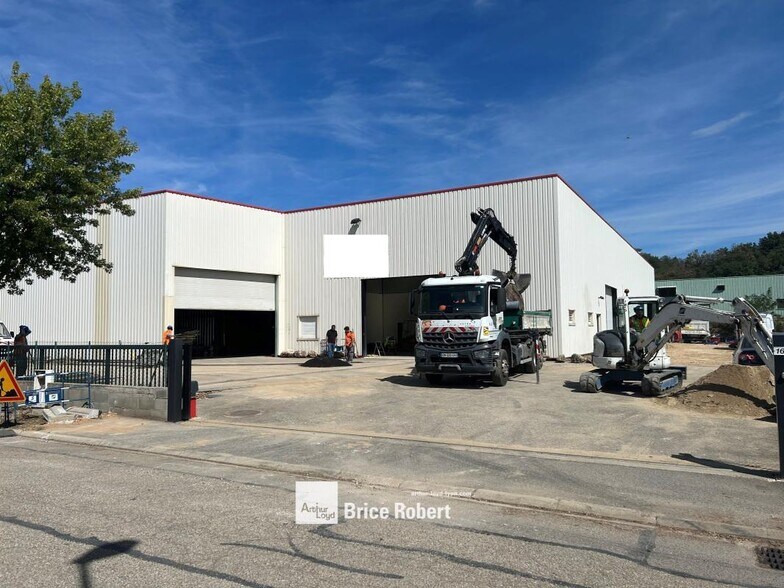 167 Rue De Guénas, Millery for lease - Building Photo - Image 1 of 4