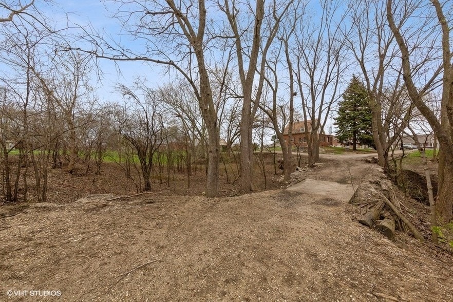 2213 Weber Rd, Crest Hill, IL for sale - Building Photo - Image 3 of 6