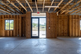 1667 N Highway 183, Leander, TX for lease Interior Photo- Image 2 of 5