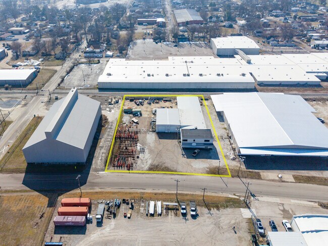 Plus de détails pour 1602 W 7th St, Owensboro, KY - Industriel à louer