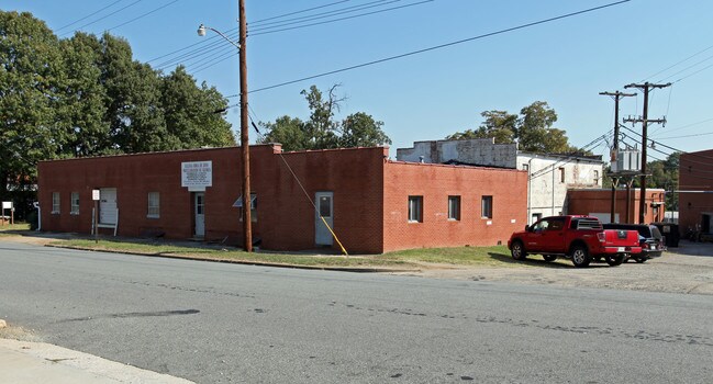 More details for 230 Hawkins St, Burlington, NC - Industrial for Lease