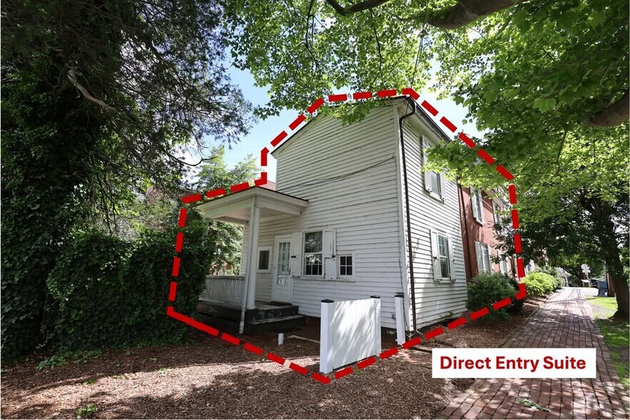 101 Farnsworth Ave, Bordentown, NJ à louer - Photo du bâtiment - Image 3 de 11