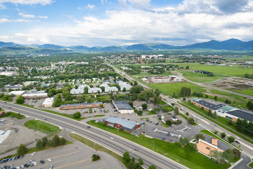 2711 W College St, Bozeman, MT à vendre - Photo du bâtiment - Image 2 de 109