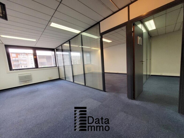 Office in Lognes for sale - Building Photo - Image 3 of 11