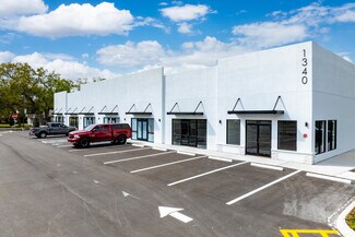 Plus de détails pour 1340 S Narcoossee Rd, Saint Cloud, FL - Commerce de détail à louer