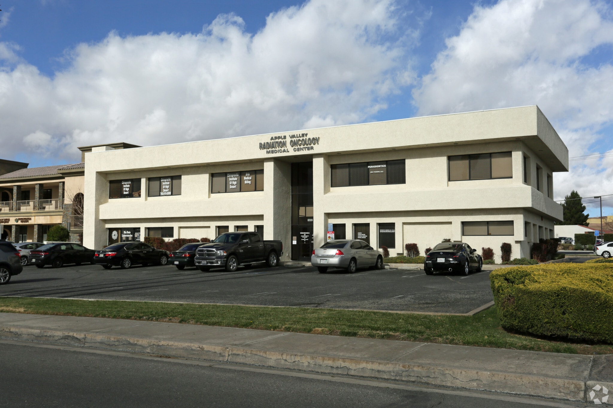 18092 Wika Rd, Apple Valley, CA for lease Primary Photo- Image 1 of 9