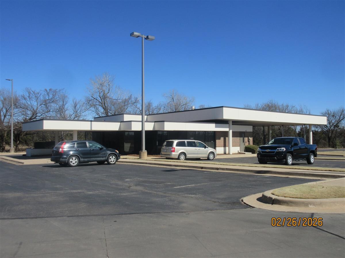 1500 S Midwest Blvd, Midwest City, OK for sale Primary Photo- Image 1 of 2