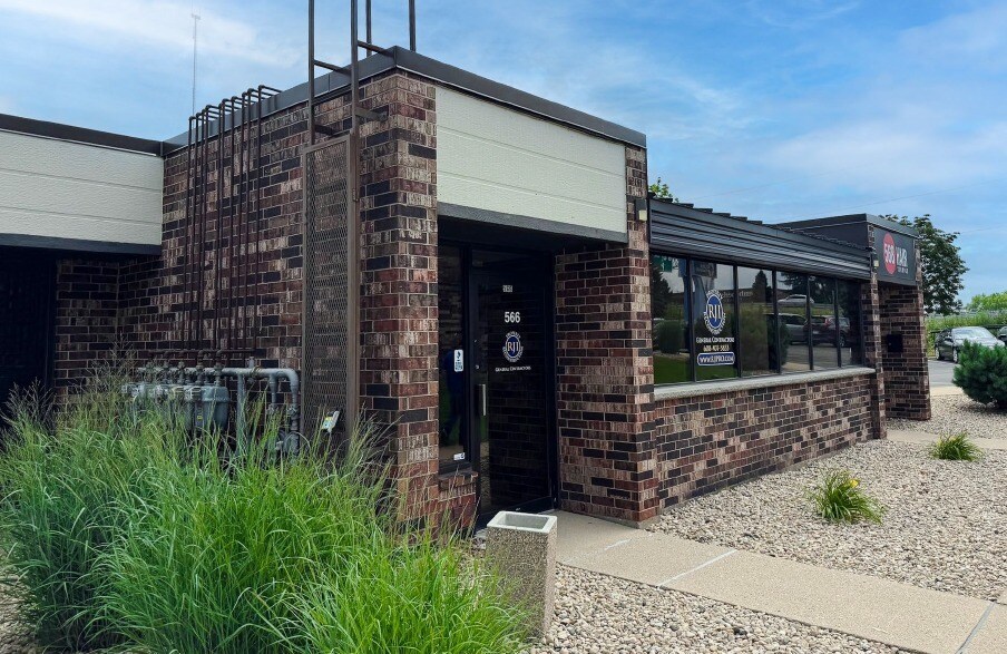 550-582 Grand Canyon Dr, Madison, WI à louer - Photo du bâtiment - Image 1 de 1