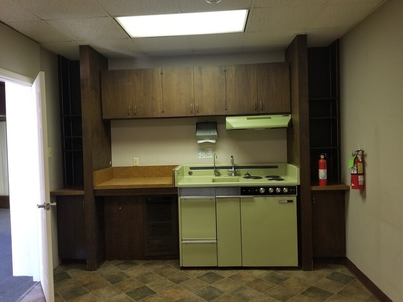 700 Main St, Pineville, LA à louer - Photo intérieure - Image 3 de 23