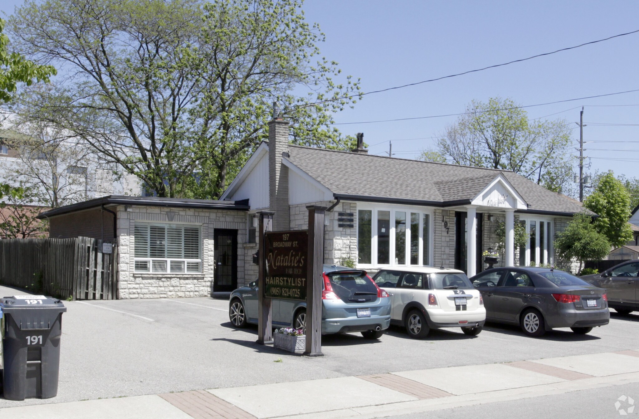 197 Broadway St, Mississauga, ON for sale Primary Photo- Image 1 of 1