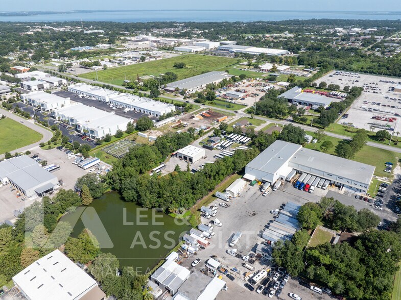 1216 E Story Rd, Winter Garden, FL à vendre - Photo du bâtiment - Image 3 de 24