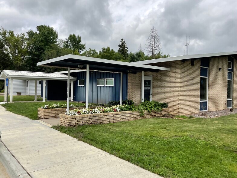 400 Broadway Ave N, Foley, MN à vendre - Photo du bâtiment - Image 3 de 36