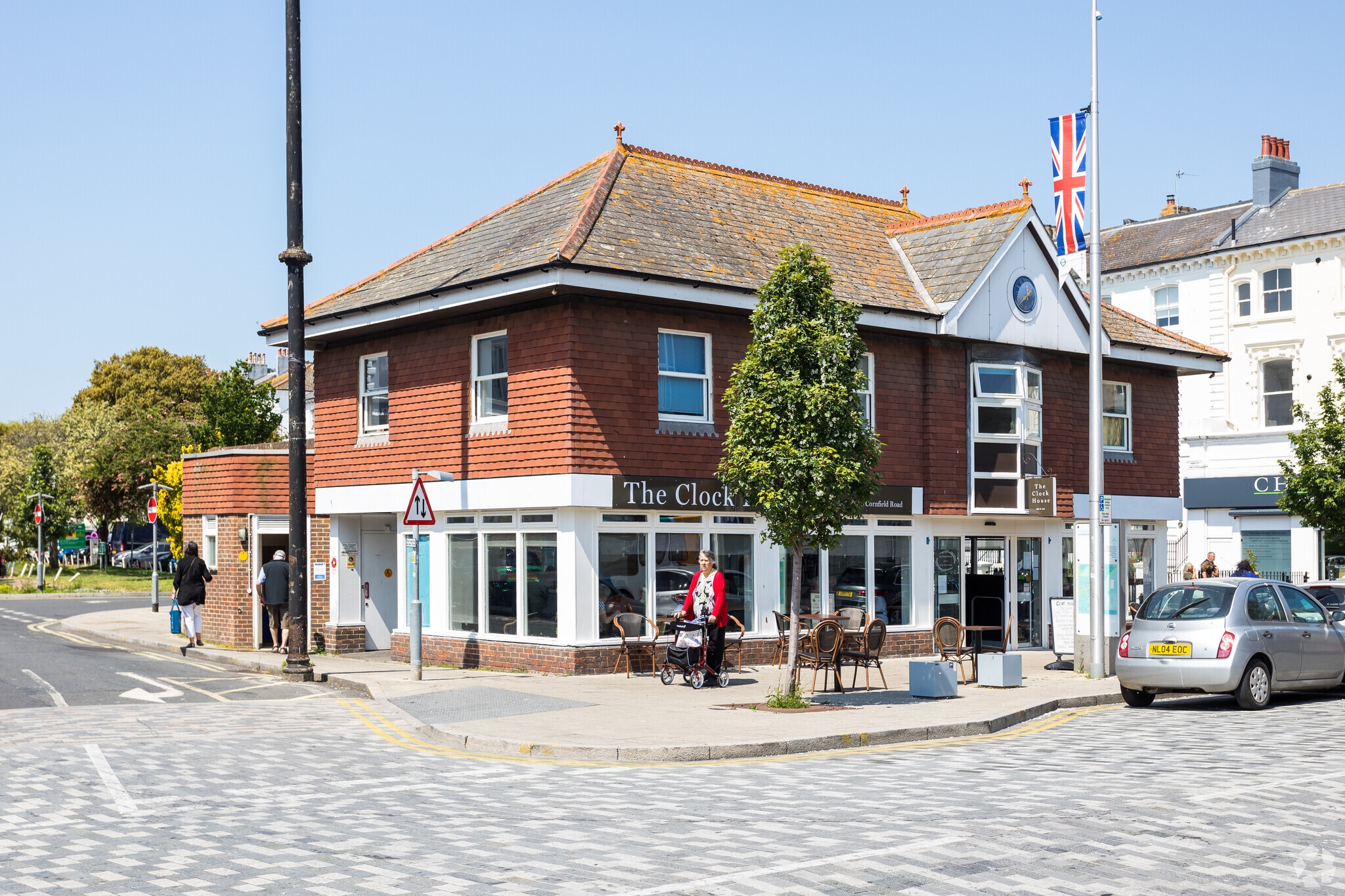 3 Cornfield Rd, Eastbourne for lease Primary Photo- Image 1 of 3