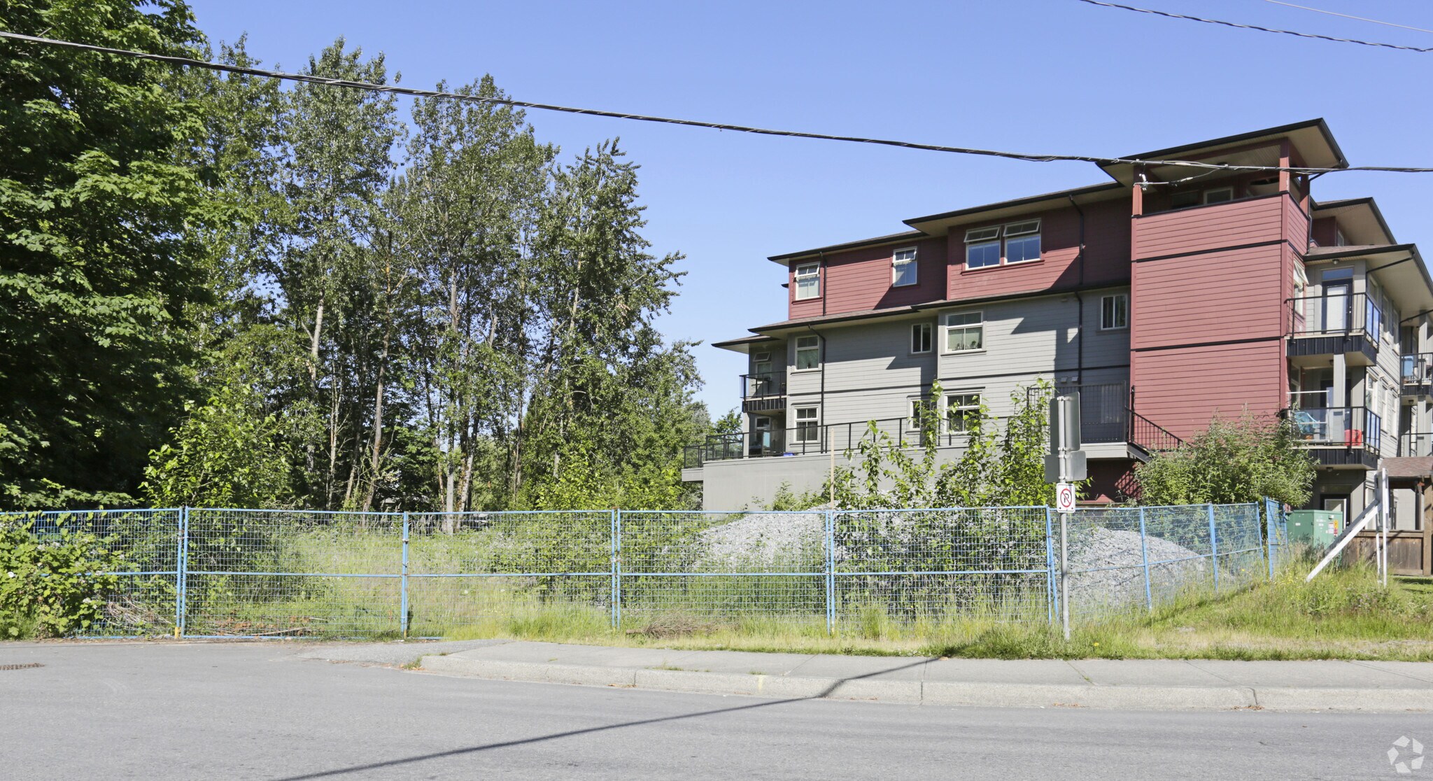 11655 Burnett St, Maple Ridge, BC à vendre Photo principale- Image 1 de 4