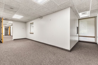 100 Cross Keys Office Park, Fairport, NY for lease Interior Photo- Image 2 of 9