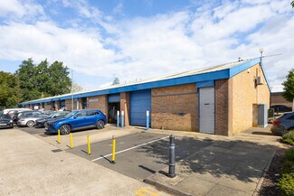 Plus de détails pour 861-874 Plymouth Rd, Slough - Industriel à louer