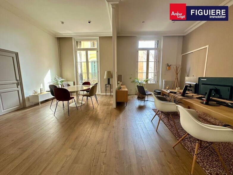 13 Rue Aude, Aix-en-Provence for lease - Interior Photo - Image 3 of 11