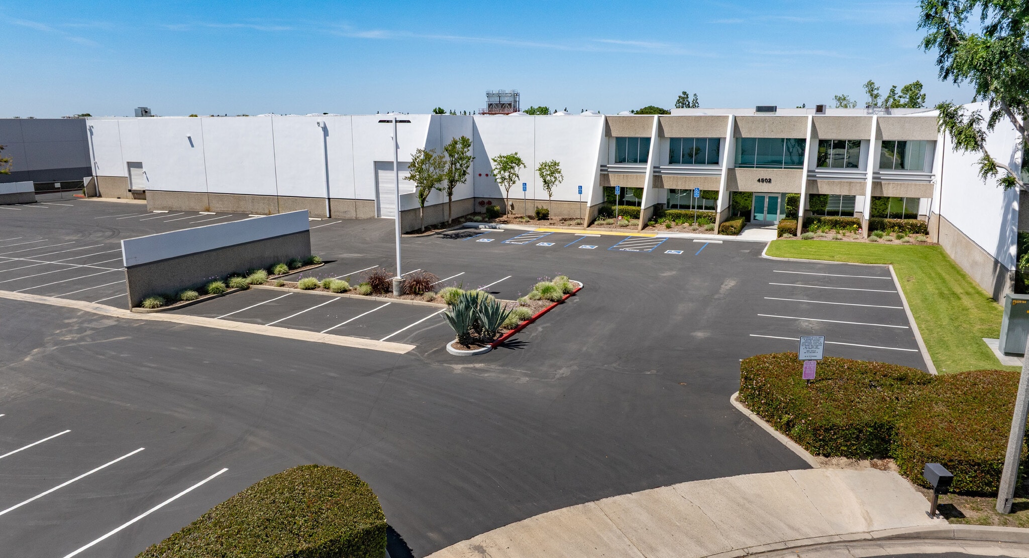 4502 E Brickell Privado, Ontario, CA for lease Building Photo- Image 1 of 3