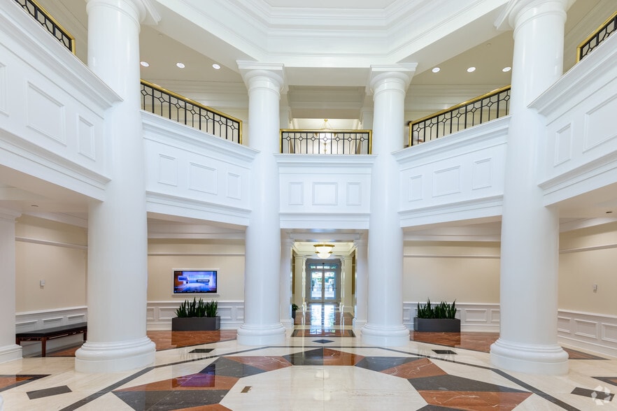 6805 Carnegie Blvd, Charlotte, NC à louer - Photo intérieure - Image 3 de 11