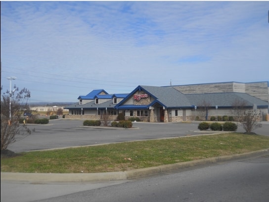 504 Crockett Trace Dr, Morristown, TN for sale - Building Photo - Image 3 of 8