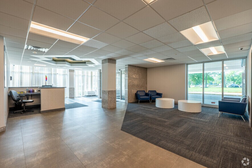 3266 N Meridian St, Indianapolis, IN à louer - Photo intérieure - Image 3 de 14