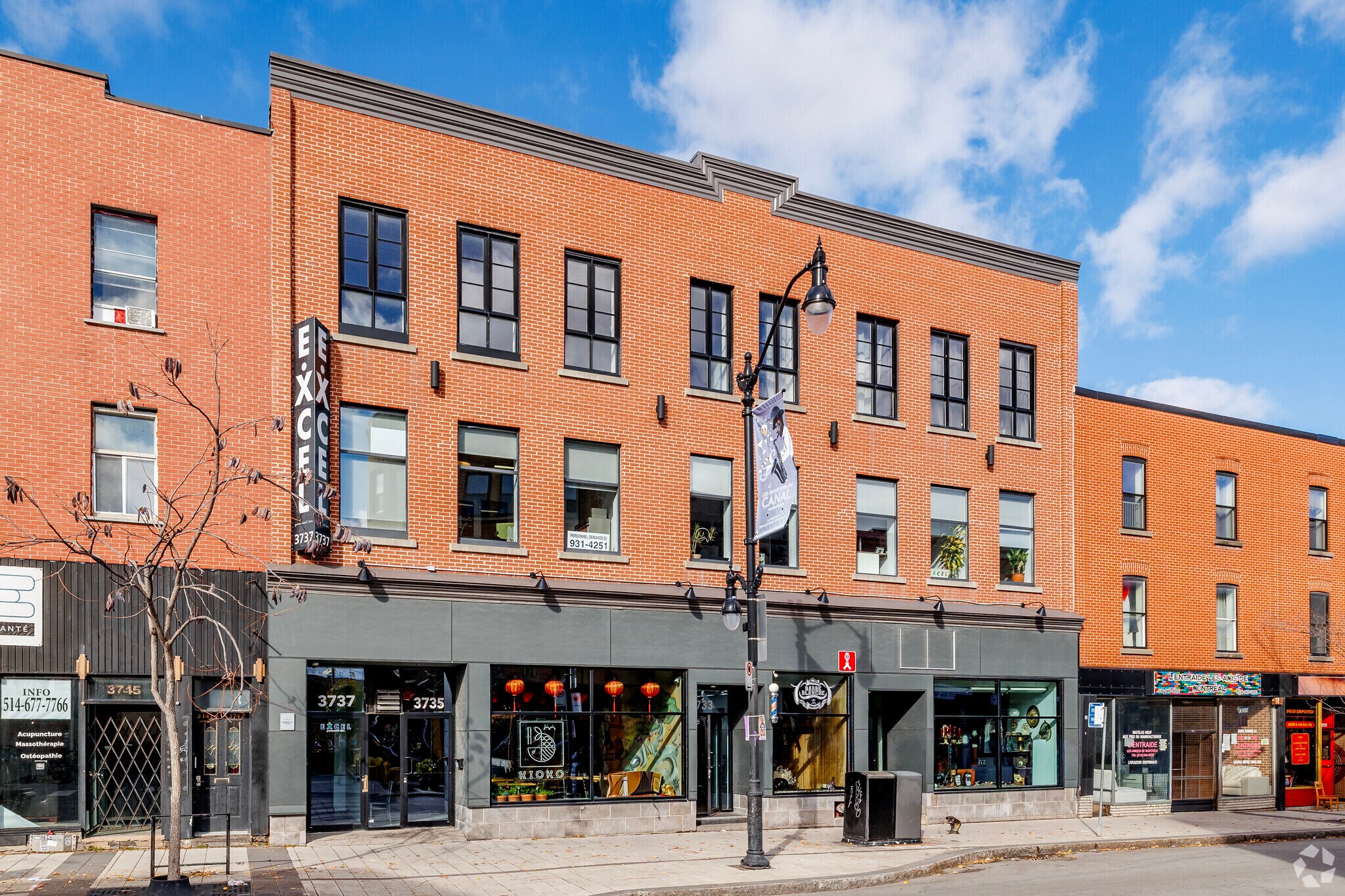 3733-3737 Notre-Dame W, Montréal, QC for sale Primary Photo- Image 1 of 1
