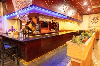 9918-9950 E Washington St, Indianapolis, IN for lease Interior Photo- Image 2 of 4