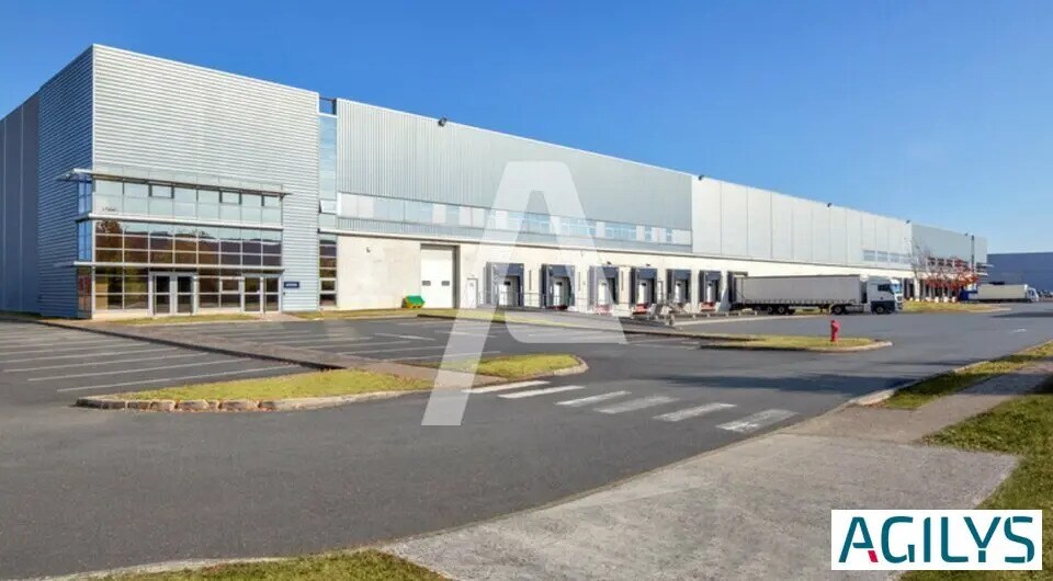 Industriel dans Combs-la-Ville à louer - Photo du bâtiment - Image 3 de 5