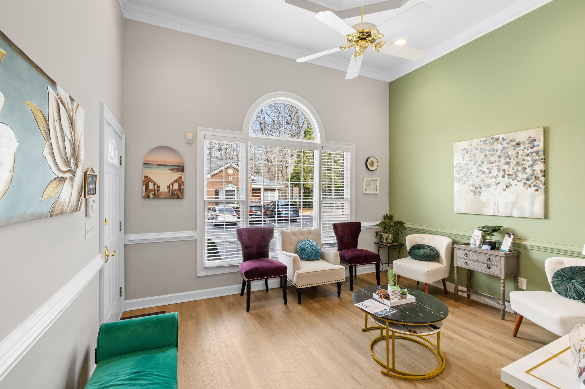 555 Sun Valley Dr, Roswell, GA for lease Primary Photo- Image 1 of 16