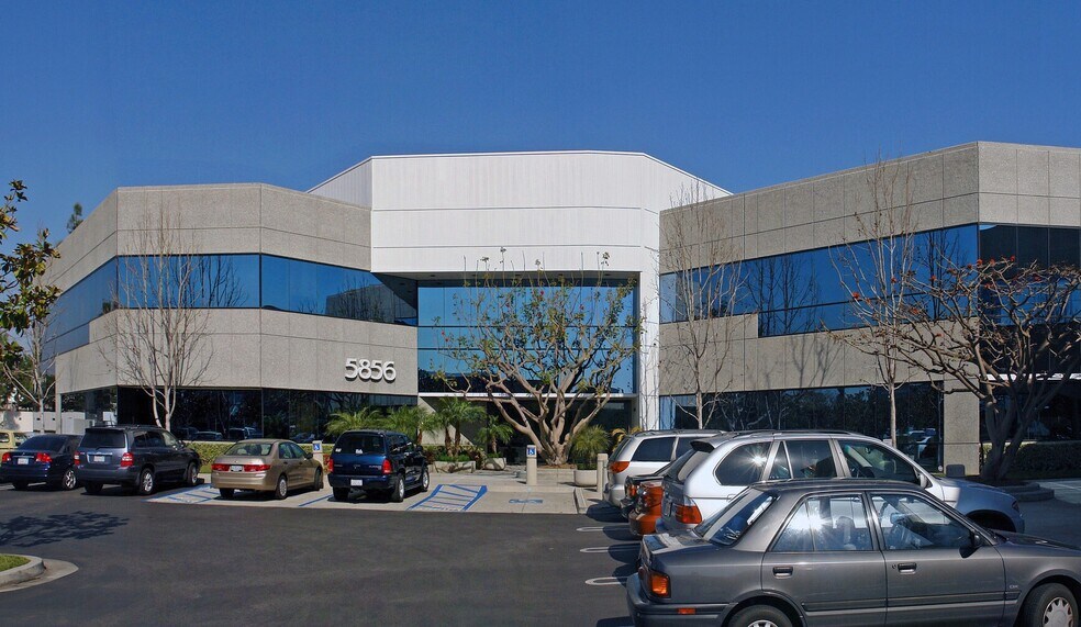 5856 Corporate Ave, Cypress, CA for lease - Building Photo - Image 2 of 4