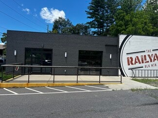 More details for 141 Richardson Blvd, Black Mountain, NC - Retail for Sale