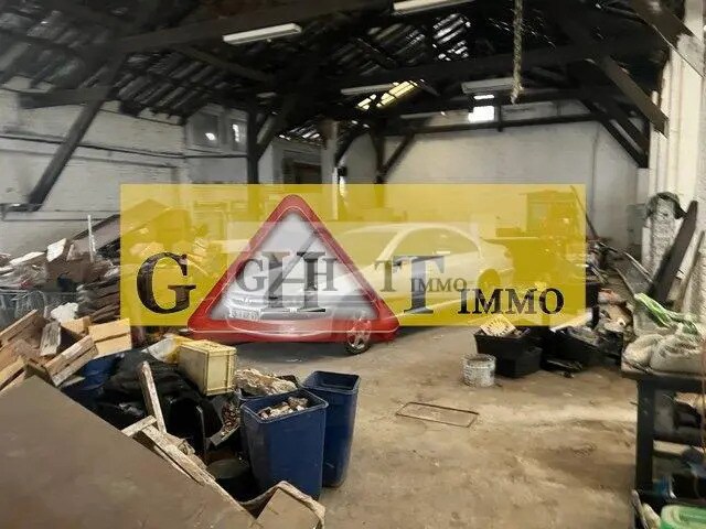 Industrial in Goussainville for sale - Interior Photo - Image 1 of 3