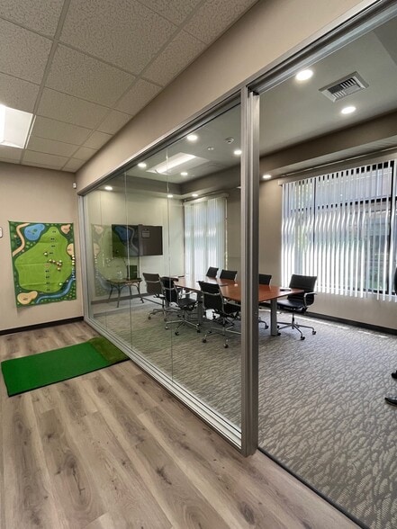 5365 Reno Corporate Dr, Reno, NV for lease - Building Photo - Image 3 of 7