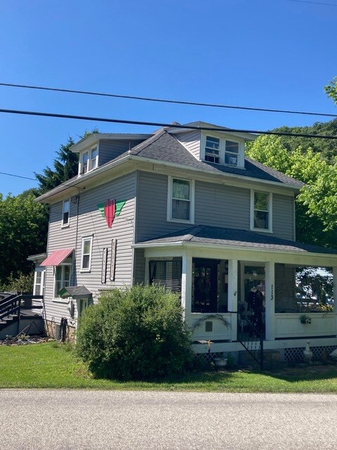 113 Nature Run Rd, Laughlintown, PA à vendre Photo du bâtiment- Image 1 de 1