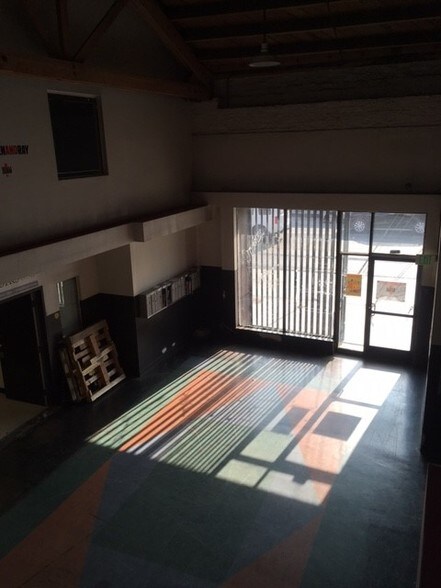 1950 S Santa Fe Ave, Los Angeles, CA à louer - Hall d’entrée - Image 3 de 5