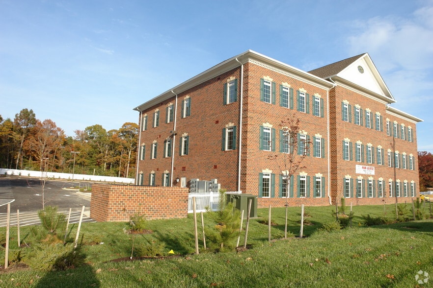 23076 Three Notch Rd, California, MD for lease - Building Photo - Image 3 of 35