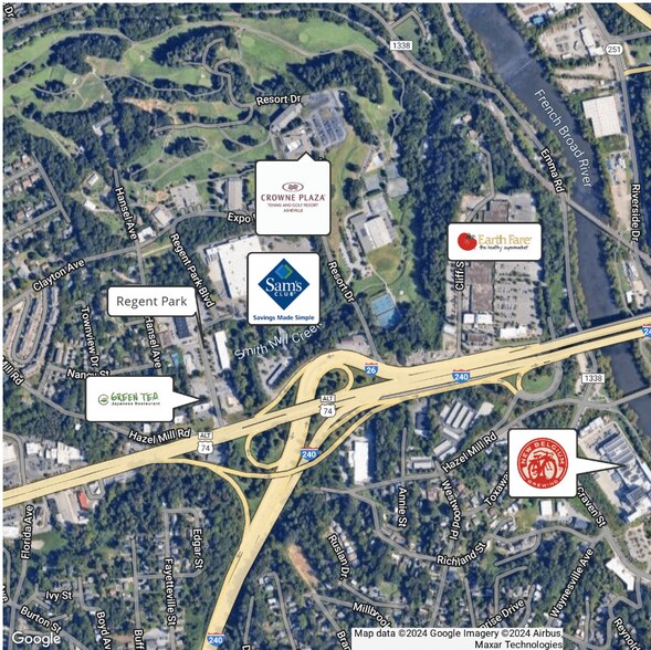 5 Regent Park Blvd, Asheville, NC à louer - Photo du bâtiment - Image 3 de 8