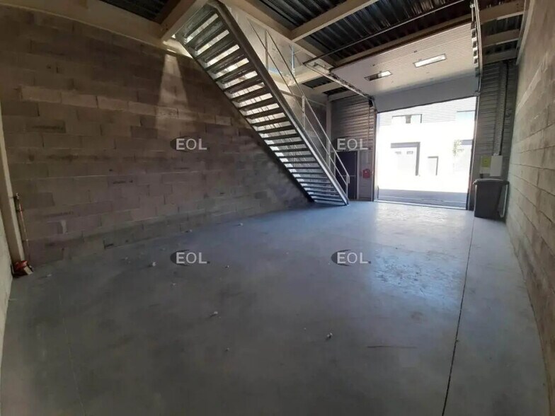 Flex dans Valenton à louer - Photo du bâtiment - Image 3 de 7