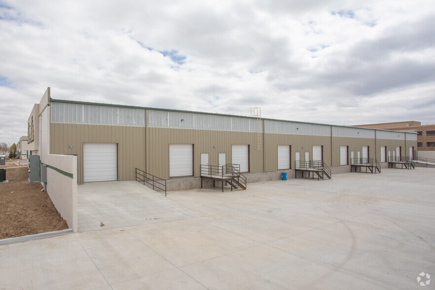 16302-16392 E 2nd Ave, Aurora, CO for lease - Building Photo - Image 2 of 5