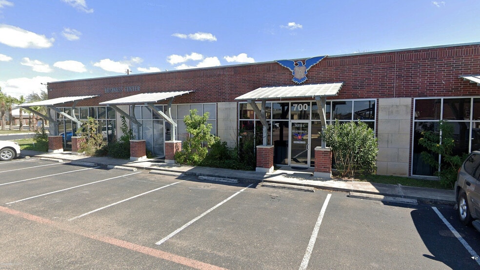 700 N Veterans Blvd, San Juan, TX à louer - Photo du bâtiment - Image 2 de 2