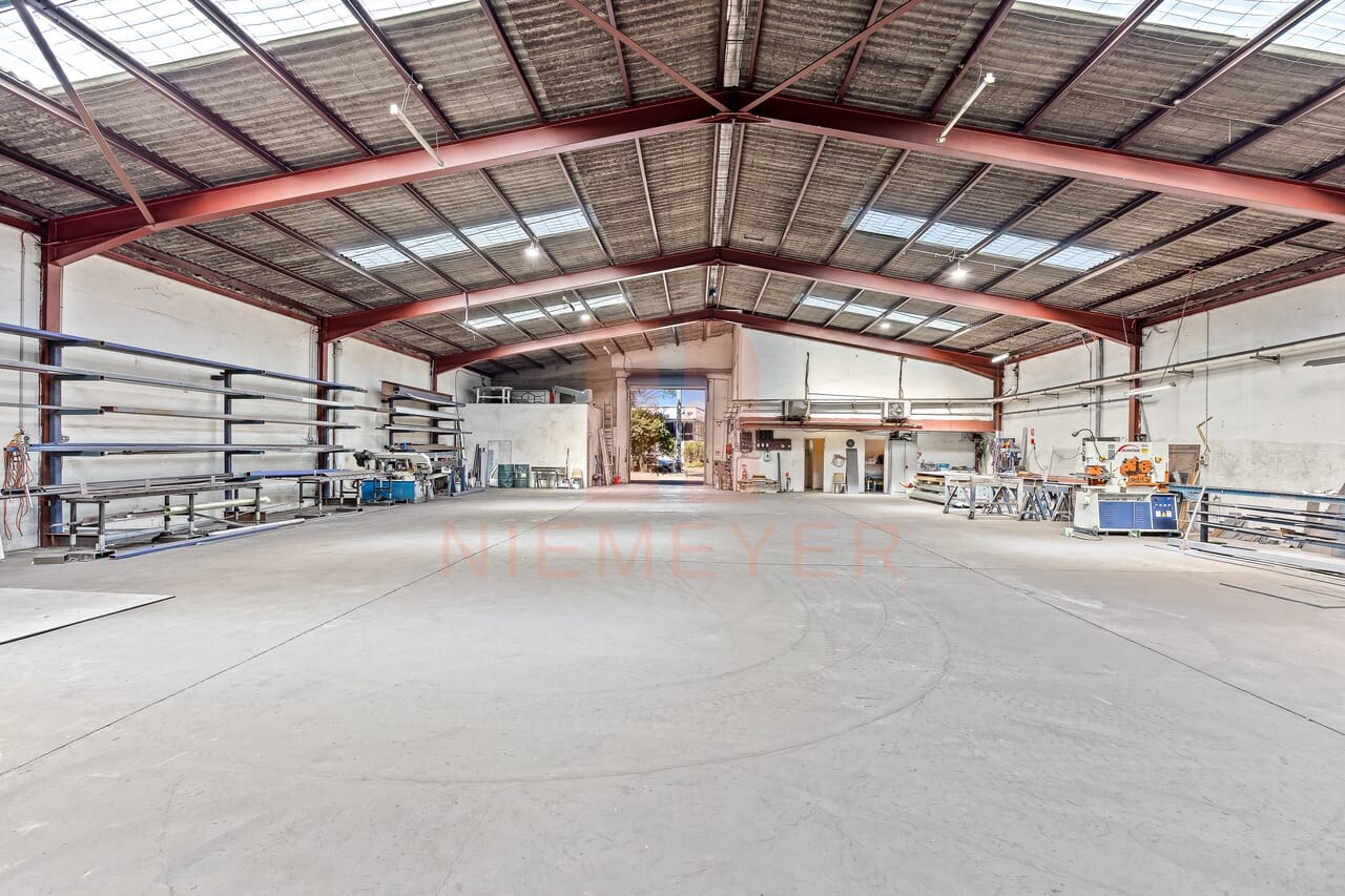 170-172 Beaconsfield St, Milperra for lease Interior Photo- Image 1 of 4