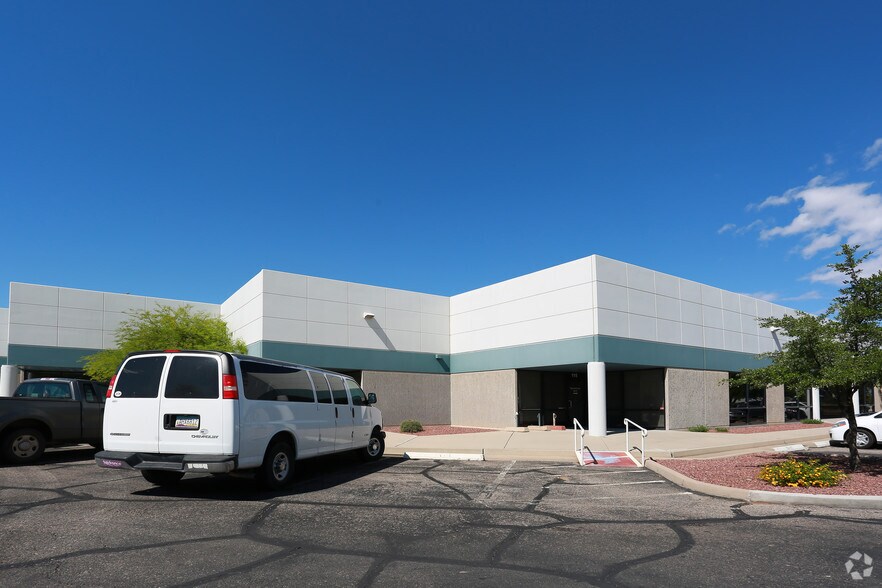 305 S Euclid Ave, Tucson, AZ à louer - Photo du bâtiment - Image 2 de 3